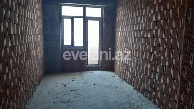 Satılır, yeni tikili, 2 otaqlı, 100 m², İnşaatçılar m.