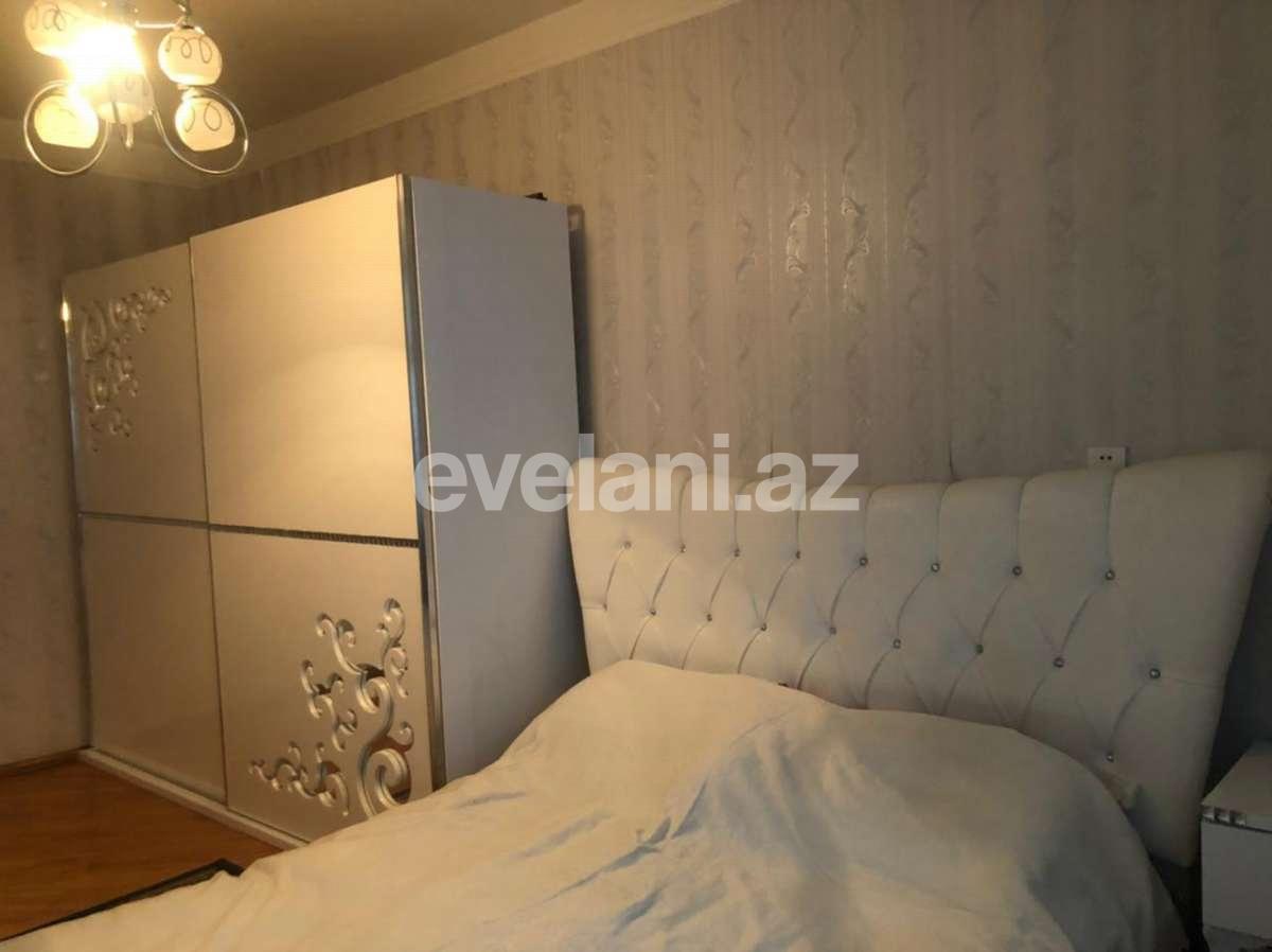 Satılır, köhnə tikili, 5 otaqlı, 100 m², Azadlıq prospekti m.