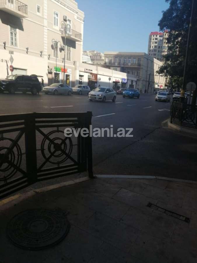 Satılır, köhnə tikili, 2 otaqlı, 52 m², İçəri Şəhər m.