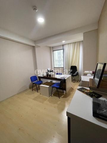 Kirayə verilir, ofis, 1 otaqlı, 23 m², Nərimanov r.