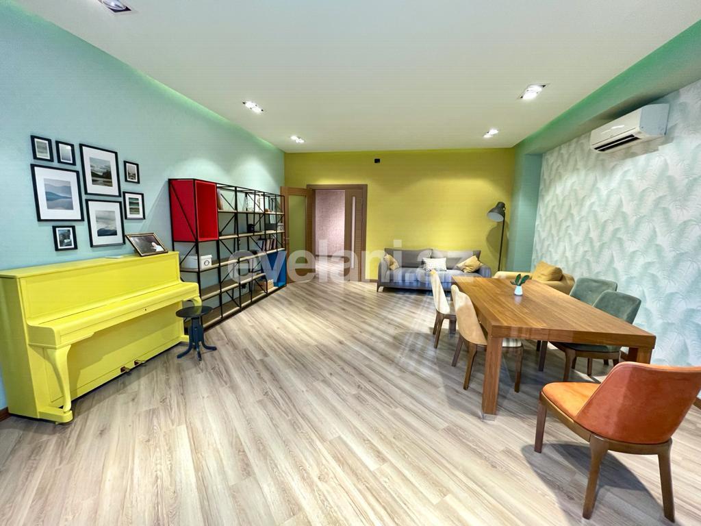 Продаётся, новостройка, 4-комнаты, 180 m², Насиминский r.