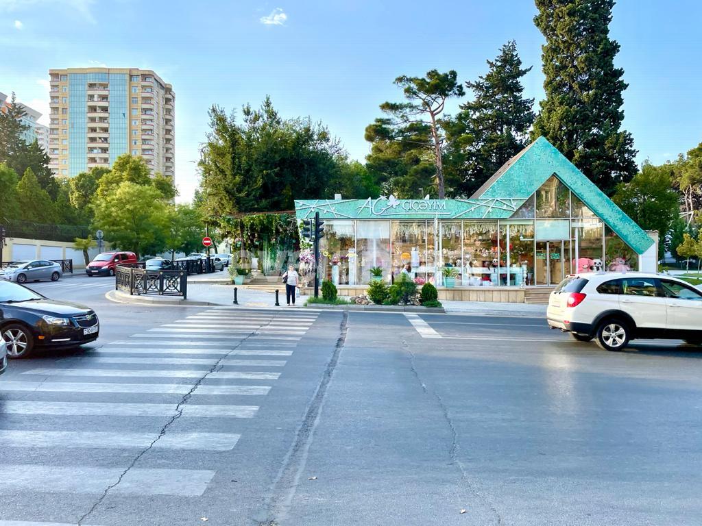 Продаётся, новостройка, 4-комнаты, 180 m², Насиминский r.