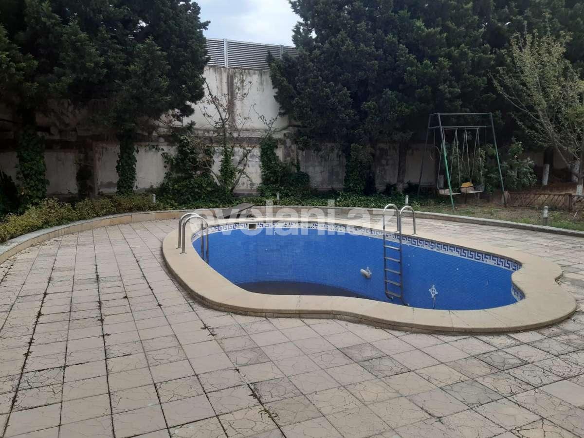 Satılır, həyət evi / bağ, 6 otaqlı, 300 m², Novxanı q.