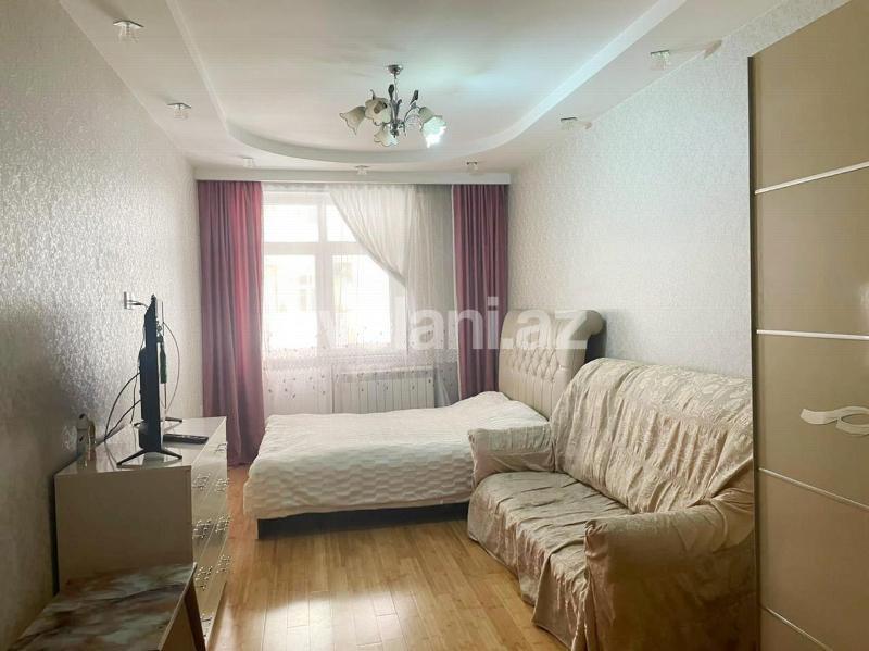 Sale, new building, 2 room, 77 m², Inshaatchilar m.