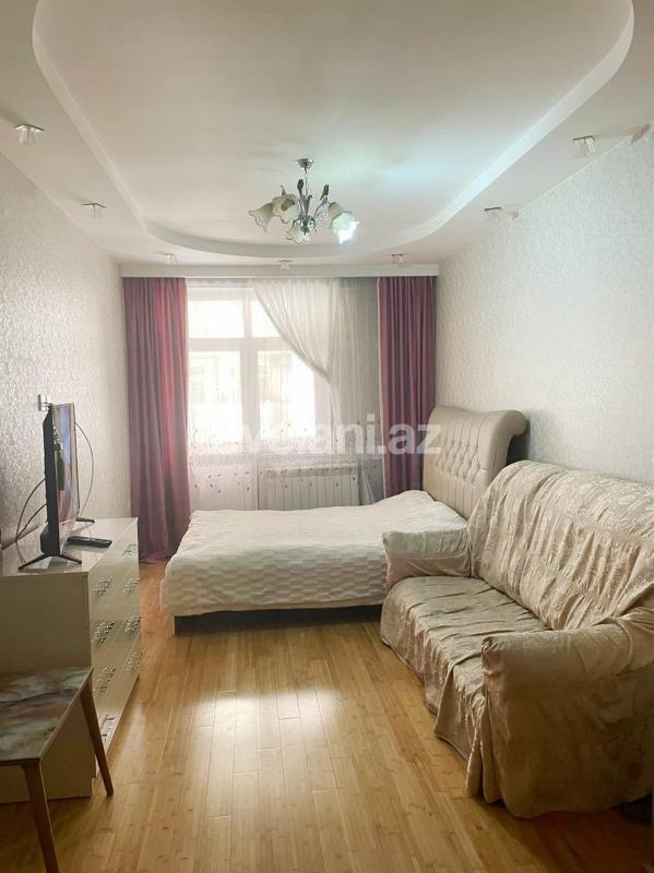 Sale, new building, 2 room, 77 m², Inshaatchilar m.