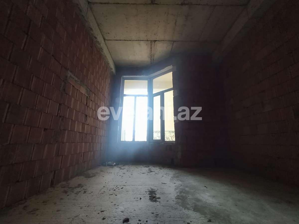 Продаётся, новостройка, 3-комнаты, 135 m², Гянджлик m.