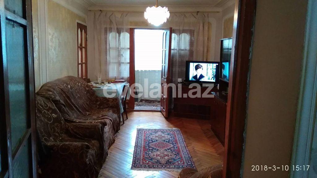 Sale, old building, 2 room, 45 m², Nizami m.