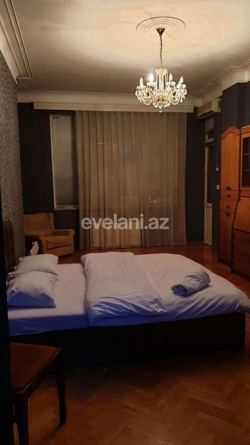 Satılır, yeni tikili, 4 otaqlı, 175 m², 28 may m.