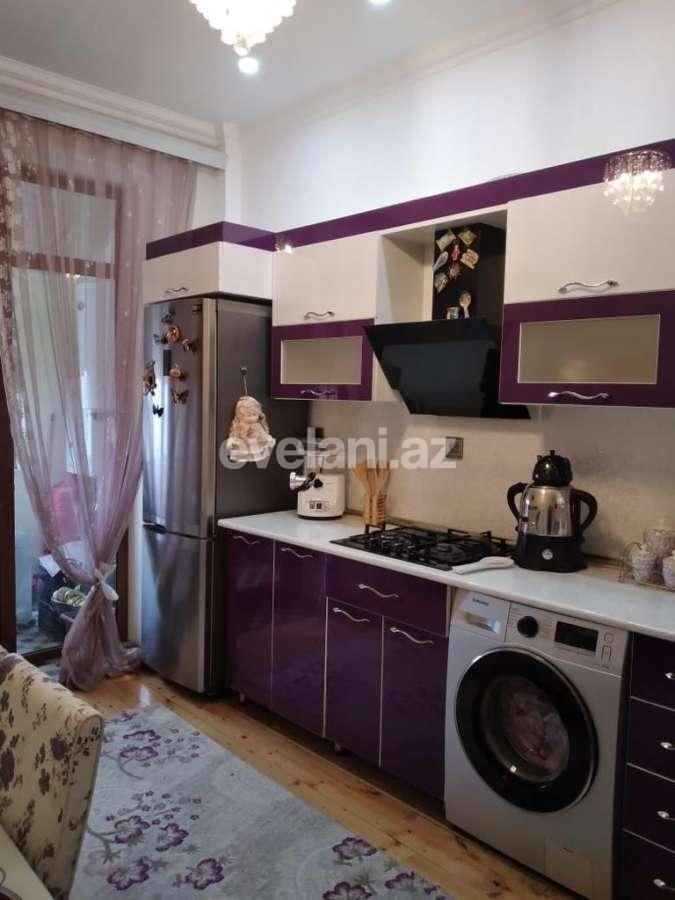 Satılır, yeni tikili, 2 otaqlı, 75 m², İnşaatçılar m.
