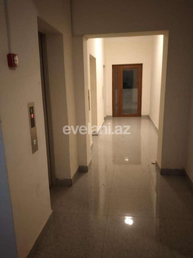 Satılır, yeni tikili, 2 otaqlı, 75 m², İnşaatçılar m.