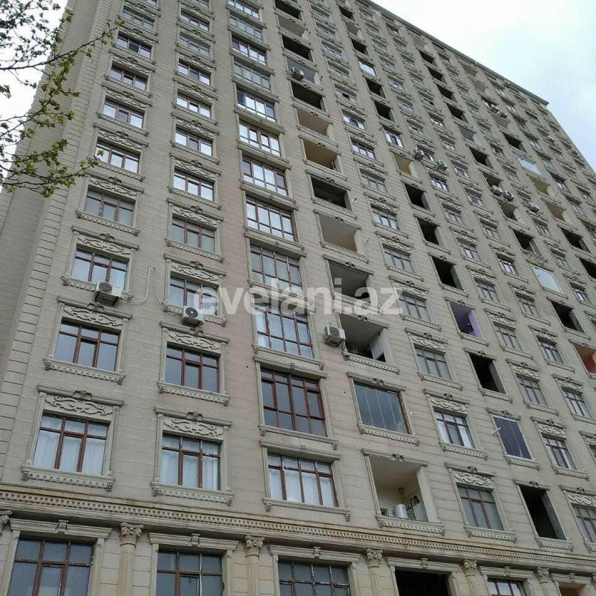Satılır, yeni tikili, 2 otaqlı, 75 m², İnşaatçılar m.