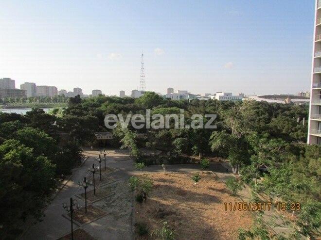 Satılır, yeni tikili, 5 otaqlı, 300 m², Gənclik m.