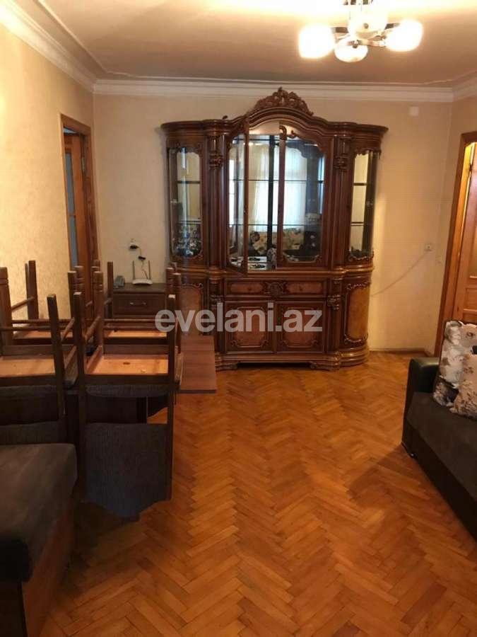 Kirayə verilir, yeni tikili, 2 otaqlı, 50 m², İnşaatçılar m.