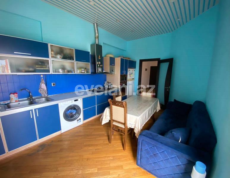 Satılır, yeni tikili, 4 otaqlı, 184 m², 28 may m.