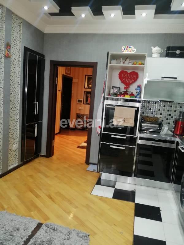 Satılır, yeni tikili, 2 otaqlı, 100 m², 8-ci mikrorayon q.