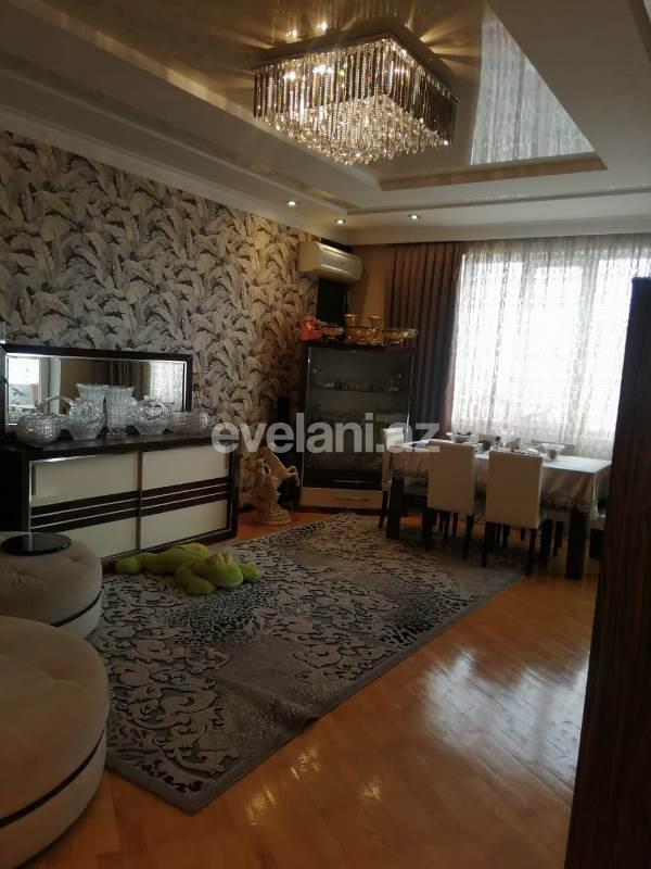 Satılır, yeni tikili, 2 otaqlı, 100 m², 8-ci mikrorayon q.