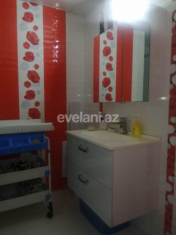 Satılır, yeni tikili, 2 otaqlı, 100 m², 8-ci mikrorayon q.