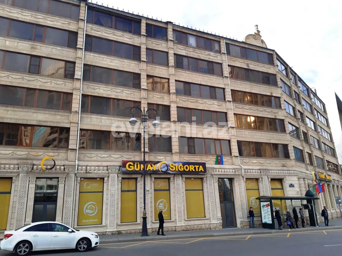 Satılır, köhnə tikili, 3 otaqlı, 100 m², Nizami m.