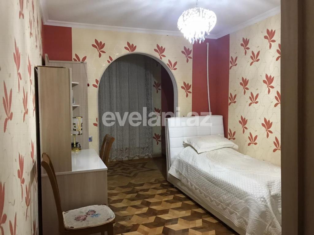 Satılır, köhnə tikili, 4 otaqlı, 85 m², 8 Noyabr m.