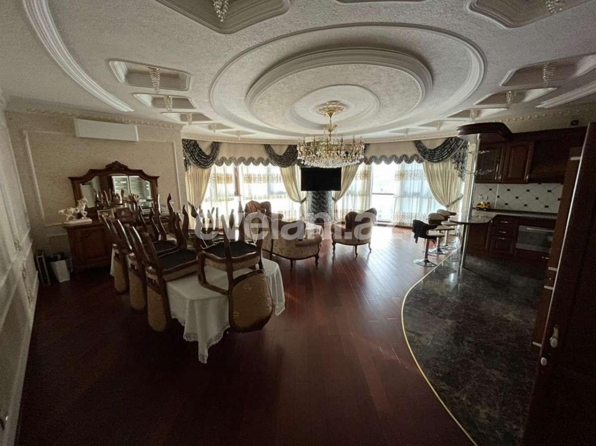 Satılır, yeni tikili, 4 otaqlı, 250 m², Şah İsmayıl Xətai m.