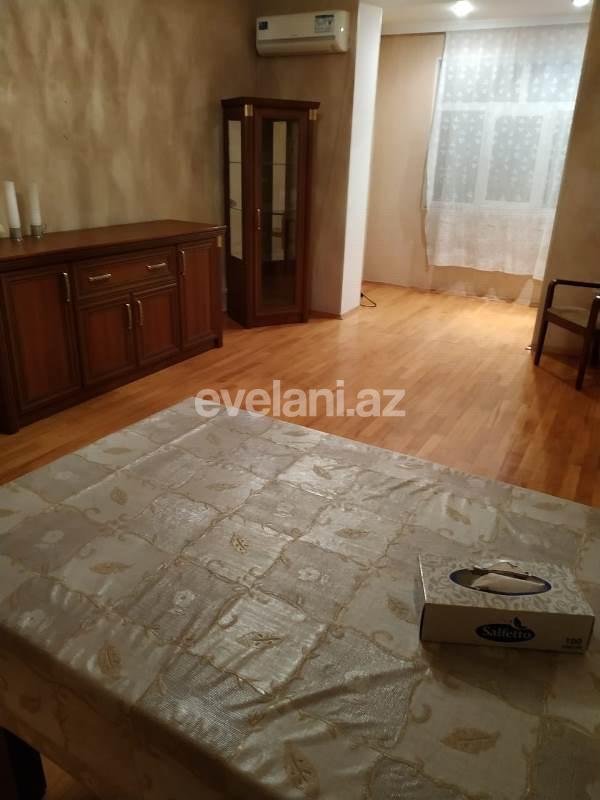 Satılır, köhnə tikili, 2 otaqlı, 70 m², Gənclik m.