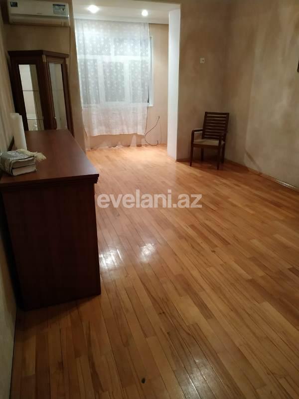 Satılır, köhnə tikili, 2 otaqlı, 70 m², Gənclik m.