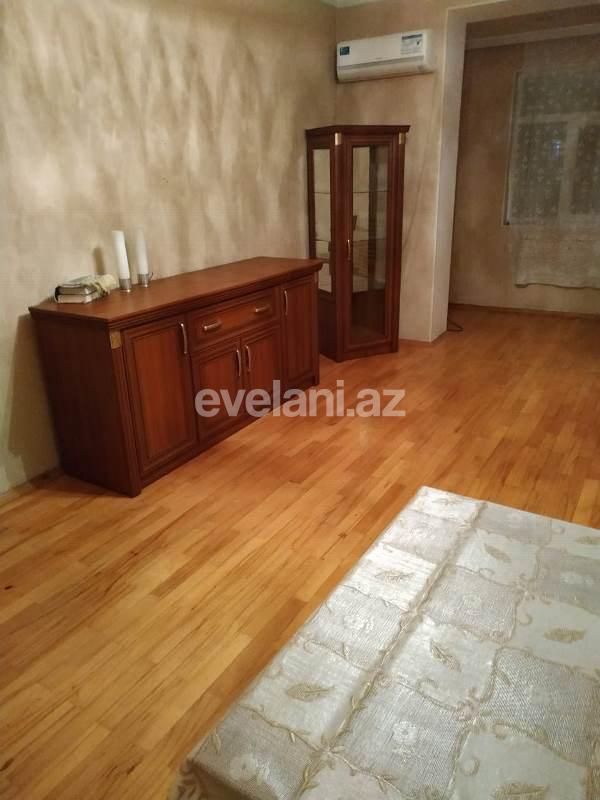 Satılır, köhnə tikili, 2 otaqlı, 70 m², Gənclik m.