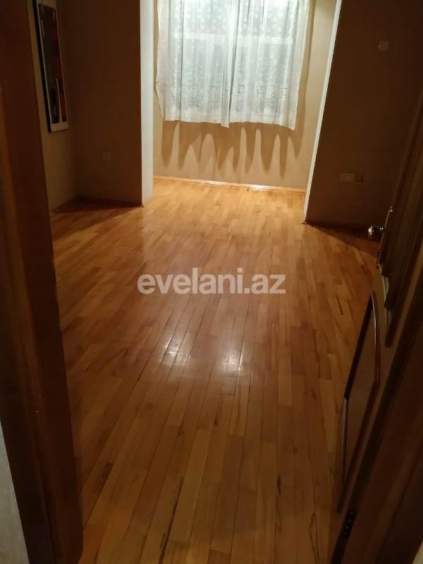 Satılır, köhnə tikili, 2 otaqlı, 70 m², Gənclik m.