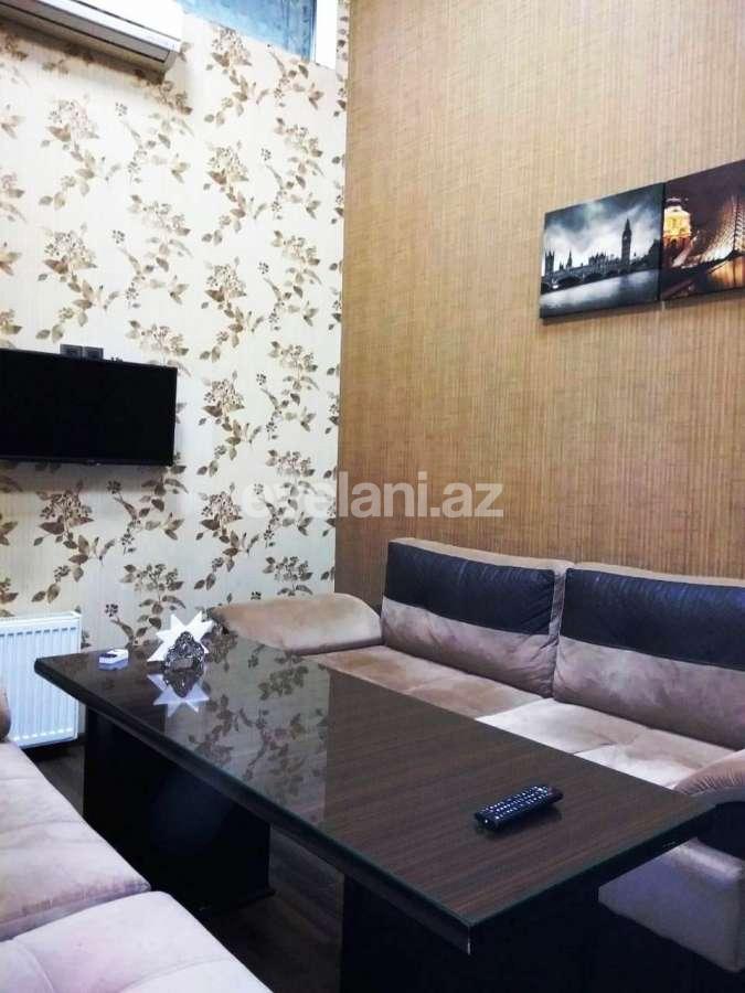 Rent, office, 6 room, 200 m², Ganjlik m.