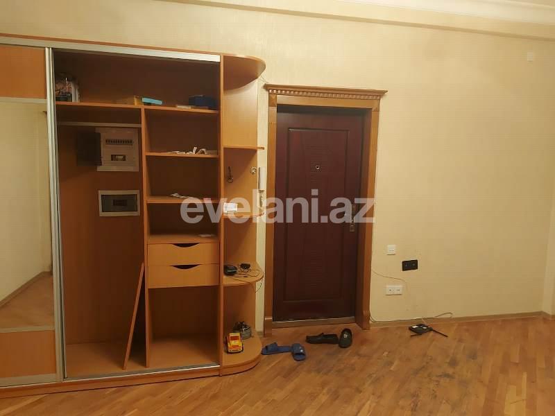 Kirayə verilir, yeni tikili, 3 otaqlı, 130 m², Elmlər Akademiyası m.