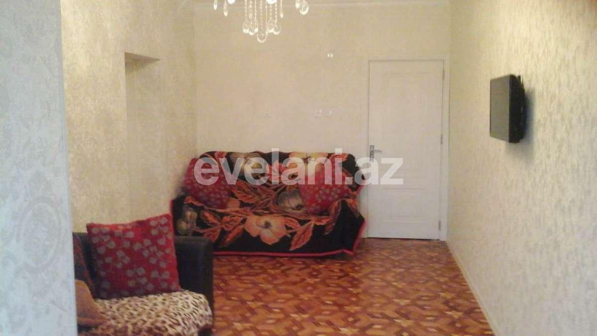 Satılır, köhnə tikili, 3 otaqlı, 100 m², Gənclik m.