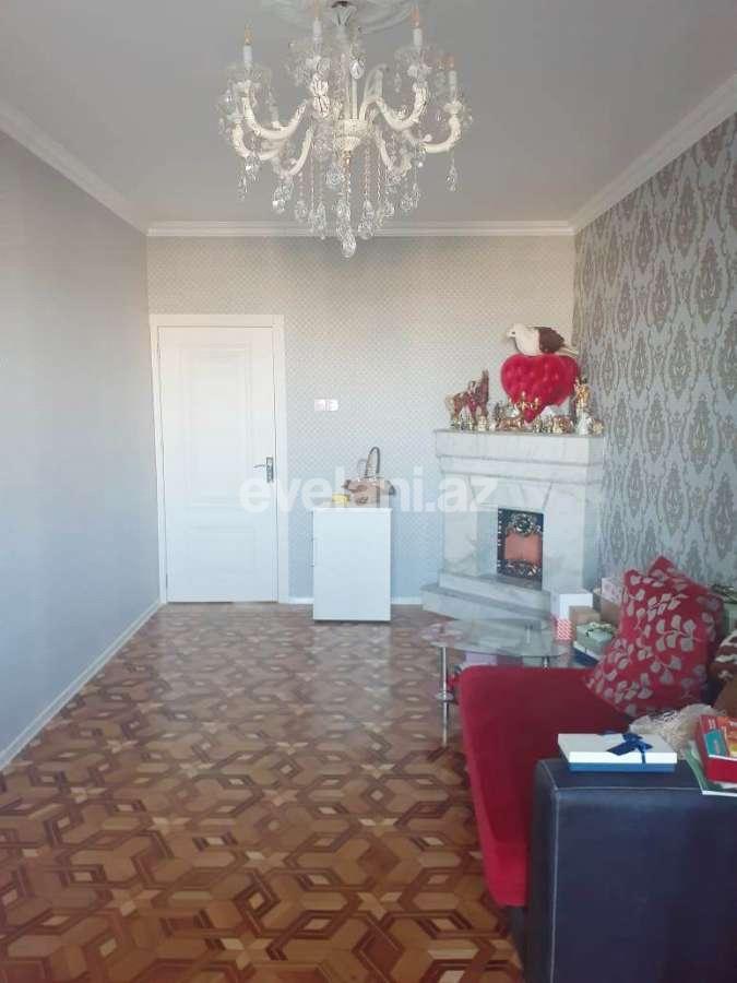 Satılır, köhnə tikili, 3 otaqlı, 100 m², Gənclik m.