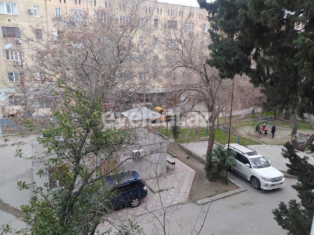 Satılır, köhnə tikili, 3 otaqlı, 80 m², Nəriman Nərimanov m.