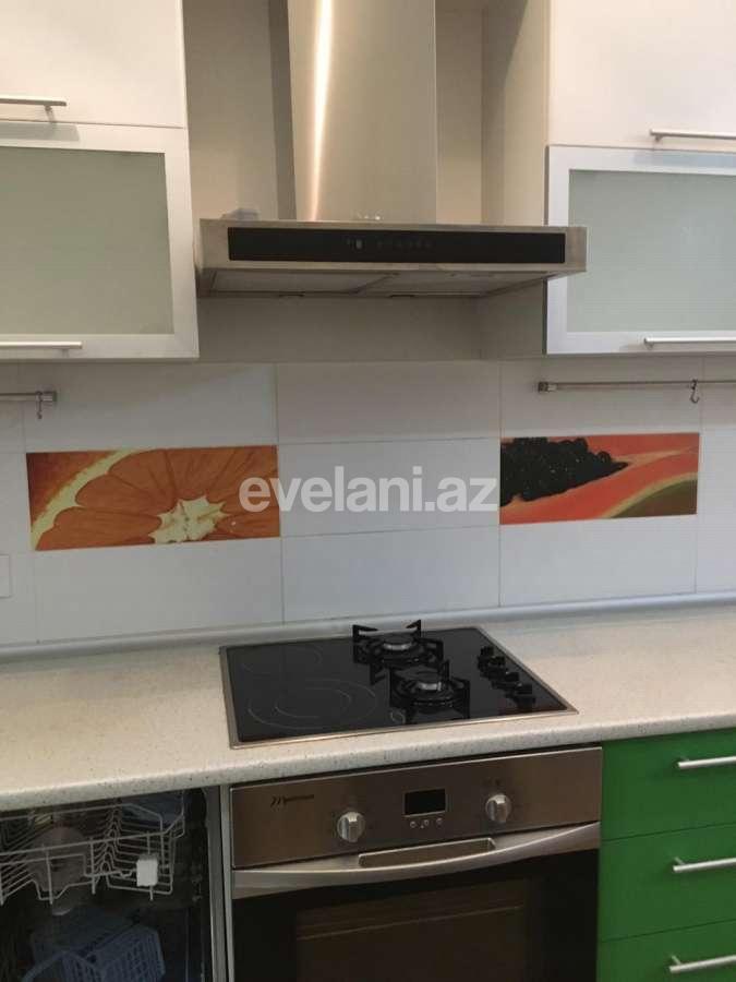 Kirayə verilir, yeni tikili, 4 otaqlı, 138 m², İnşaatçılar m.