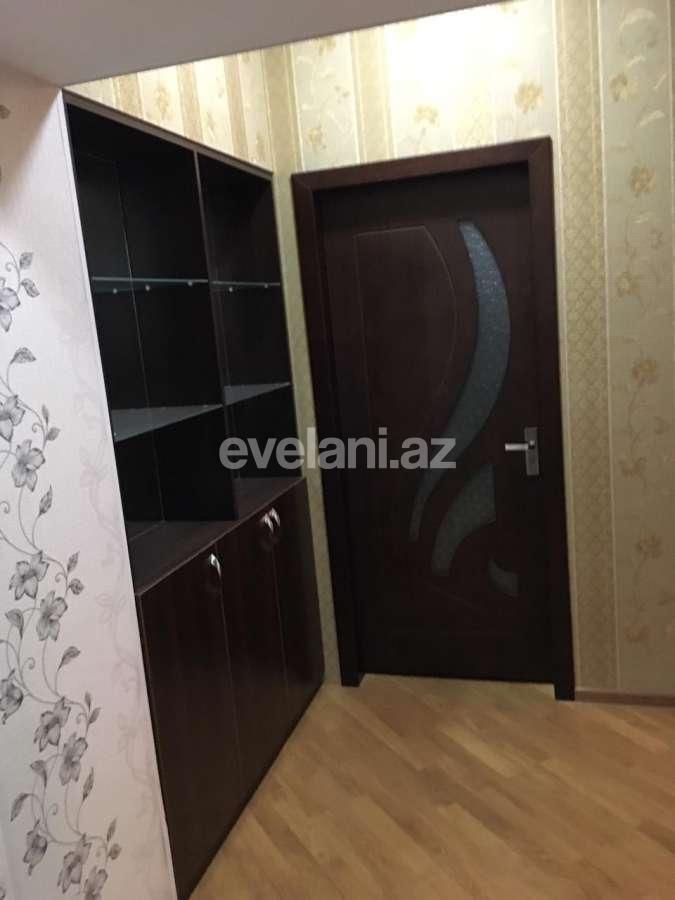Kirayə verilir, yeni tikili, 4 otaqlı, 138 m², İnşaatçılar m.