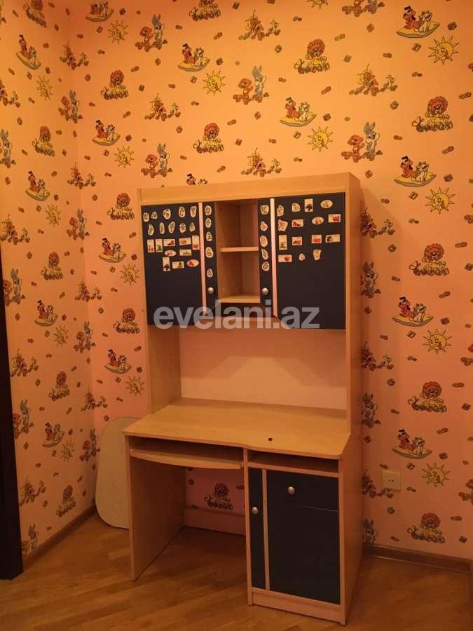 Kirayə verilir, yeni tikili, 4 otaqlı, 138 m², İnşaatçılar m.