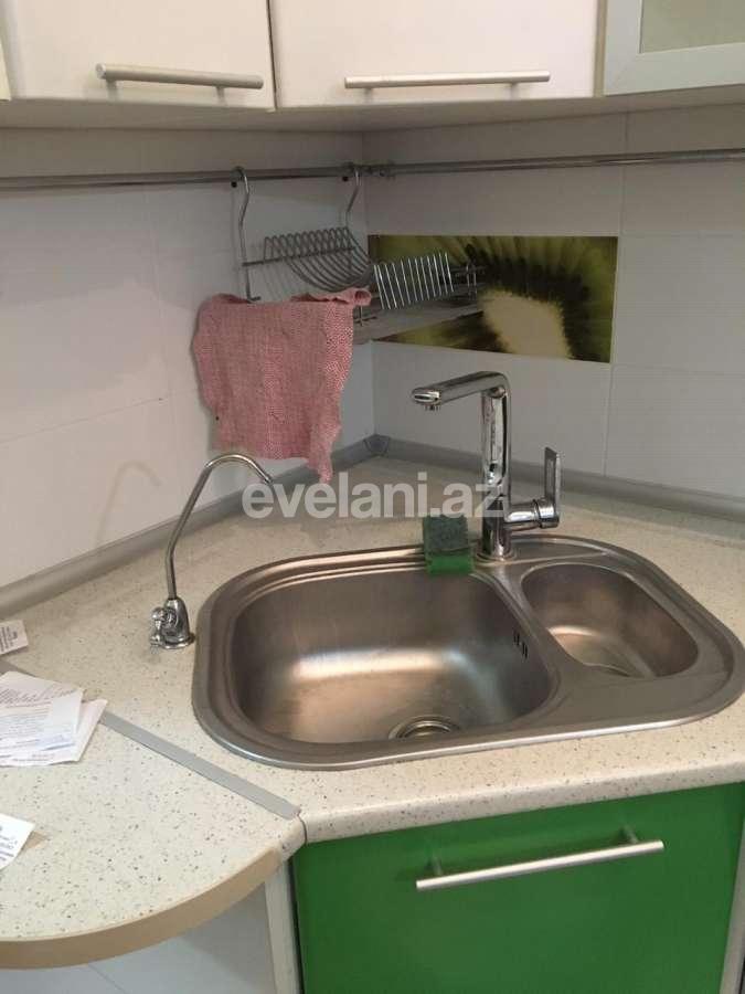 Kirayə verilir, yeni tikili, 4 otaqlı, 138 m², İnşaatçılar m.