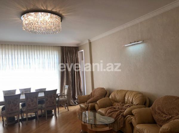 Kirayə verilir, yeni tikili, 3 otaqlı, 137 m², İnşaatçılar m.