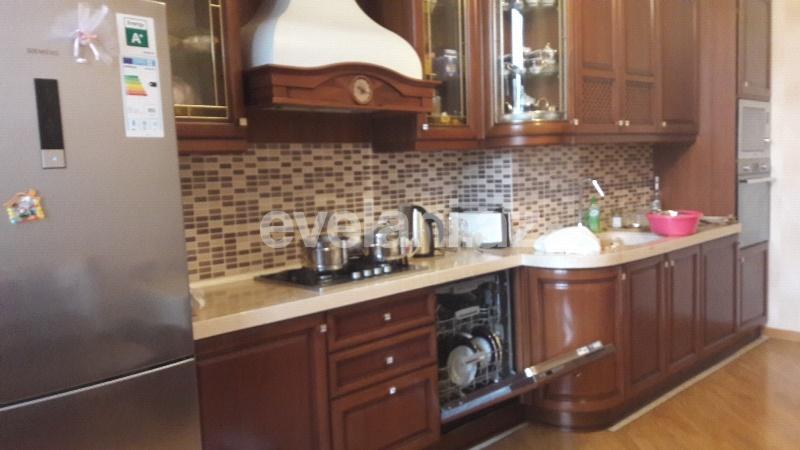 Kirayə verilir, yeni tikili, 3 otaqlı, 160 m², Nizami m.