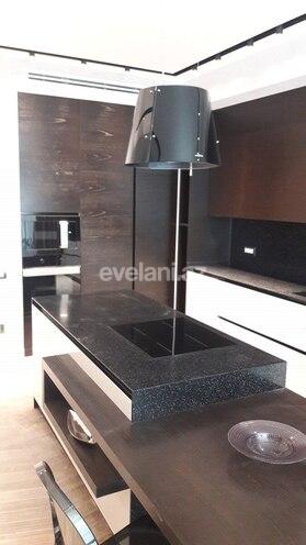 Продаётся, новостройка, 5-комнаты, 305 m², Низами m.