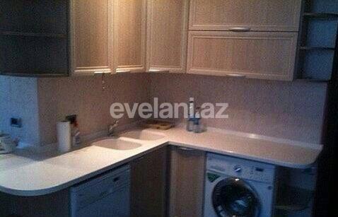 Satılır, yeni tikili, 4 otaqlı, 200 m², Elmlər Akademiyası m.