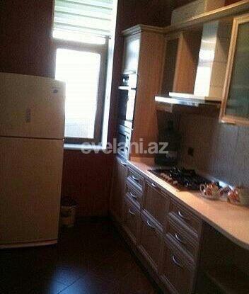 Satılır, yeni tikili, 4 otaqlı, 200 m², Elmlər Akademiyası m.