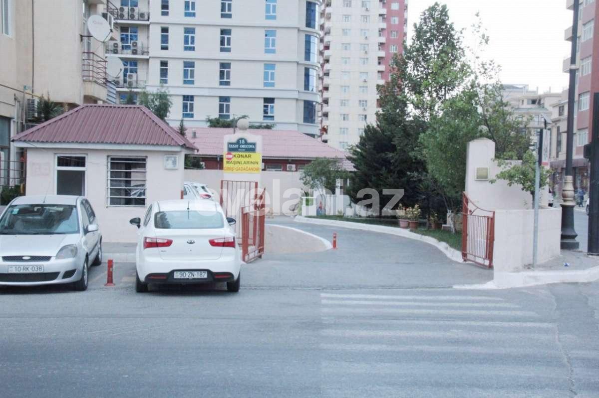 Satılır, yeni tikili, 4 otaqlı, 220 m², Şah İsmayıl Xətai m.