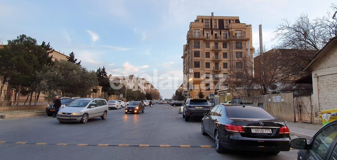 Satılır, yeni tikili, 4 otaqlı, 140 m², Şah İsmayıl Xətai m.