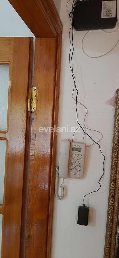 Rent, old building, 1 room, 30 m², Elmlar Akademiyası m.