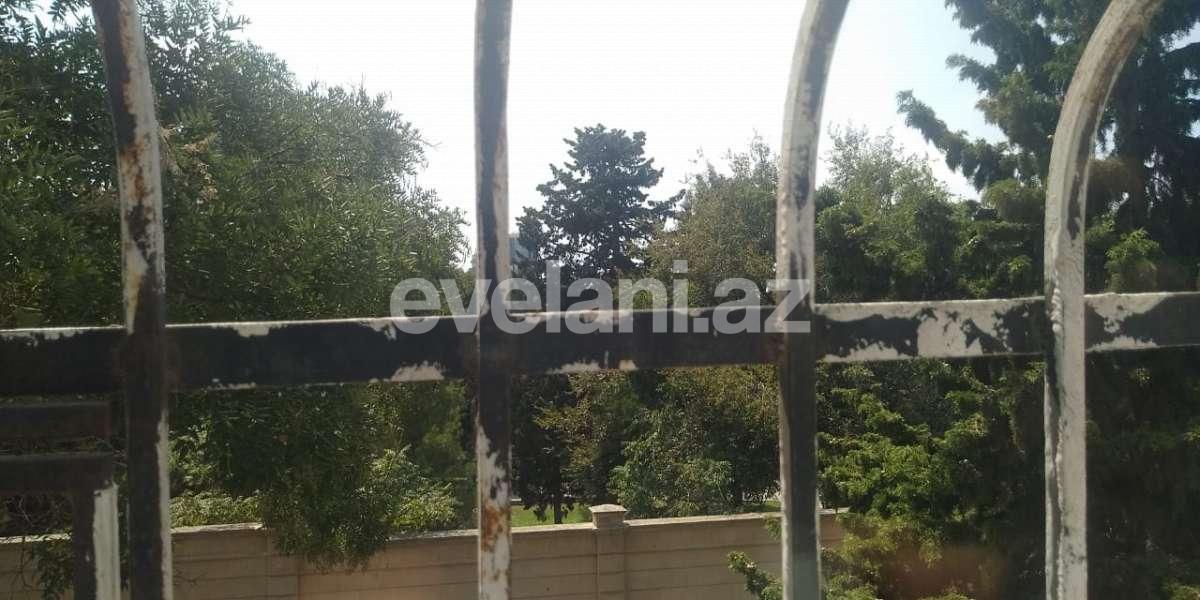 Satılır, köhnə tikili, 5 otaqlı, 130 m², Nəriman Nərimanov m.