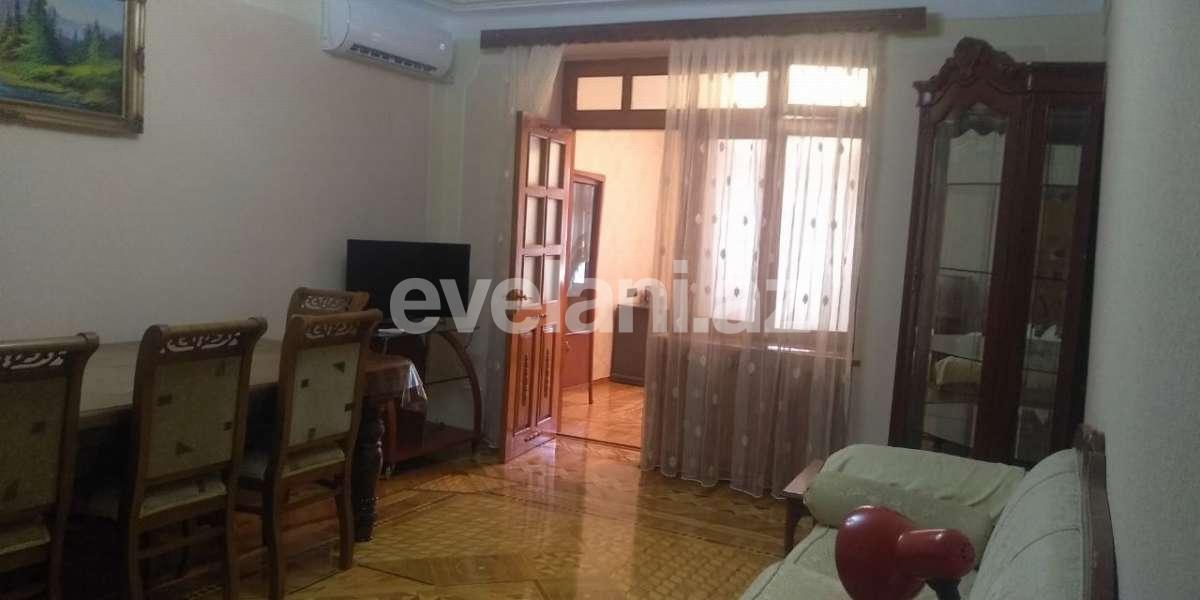 Satılır, köhnə tikili, 5 otaqlı, 130 m², Nəriman Nərimanov m.