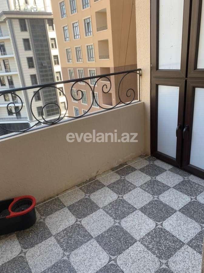 Satılır, yeni tikili, 2 otaqlı, 68 m², Azadlıq prospekti m.