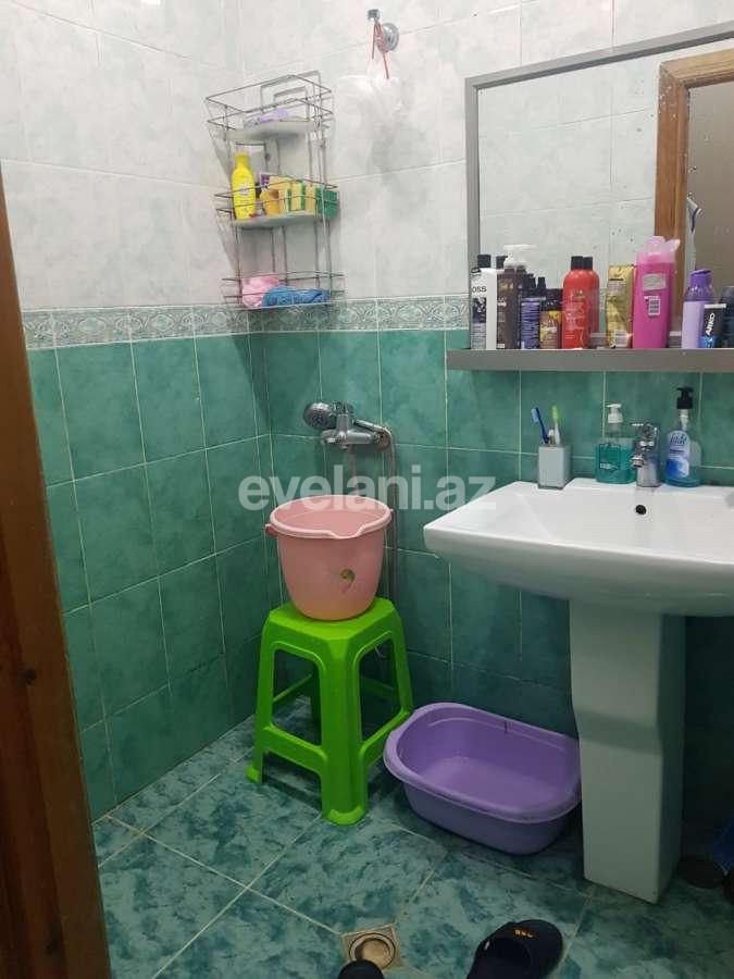 Satılır, köhnə tikili, 3 otaqlı, 75 m², Neftçilər m.