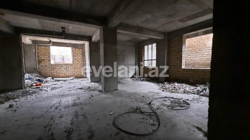 Sale, object, 520 m², Binagadi r.